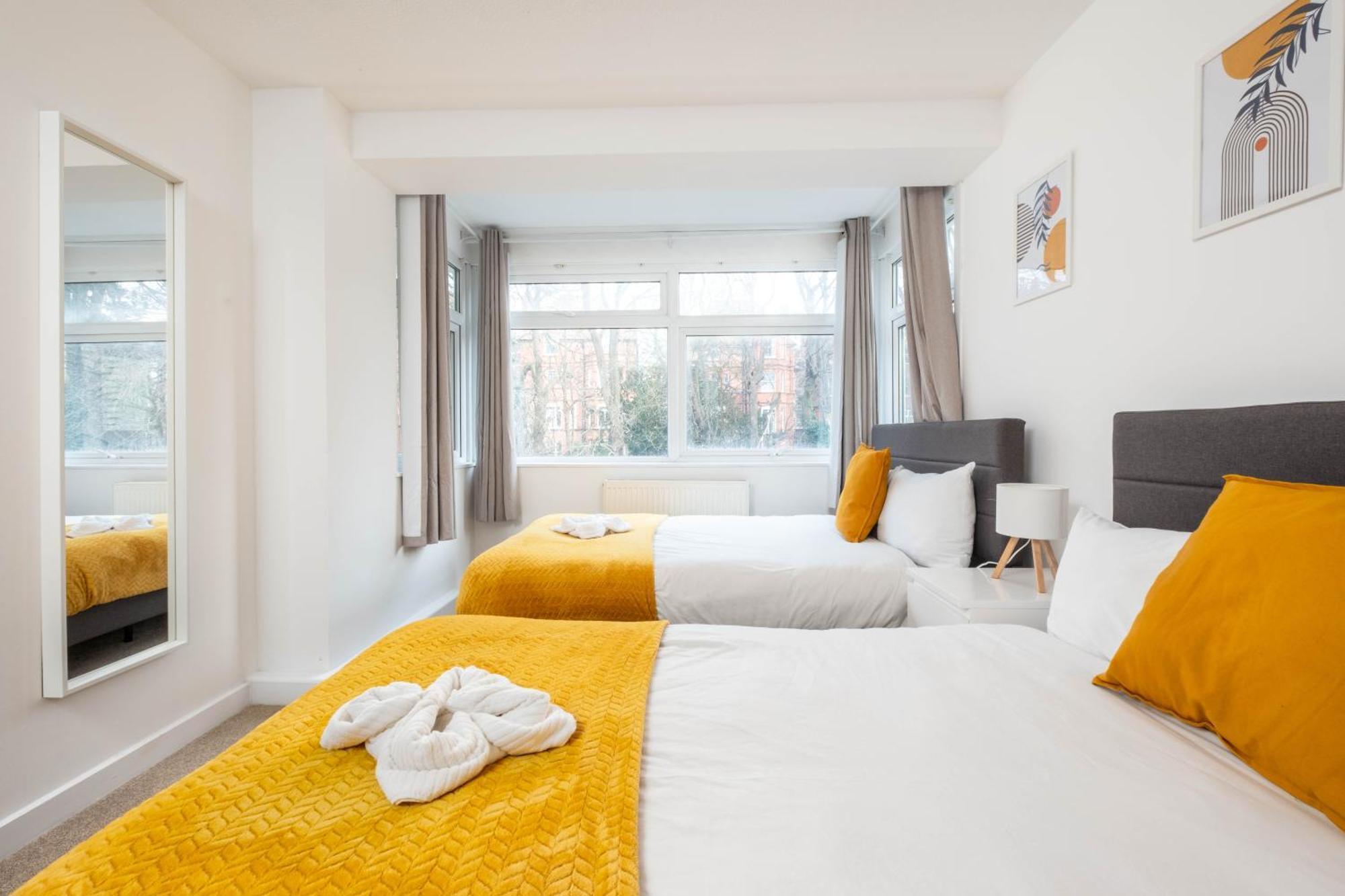 Stylish 2 Bedroom In Central Brighton Free Parking Near Beach And Train Station Екстериор снимка